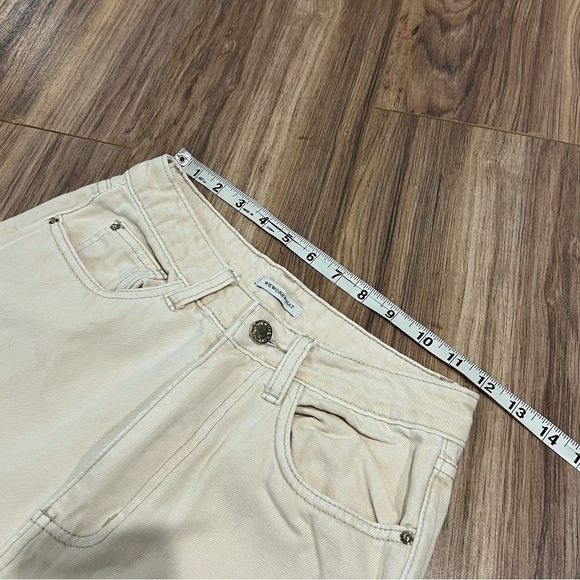 WEWOREWHAT Icon Jean in Cream - Picture 10 of 10